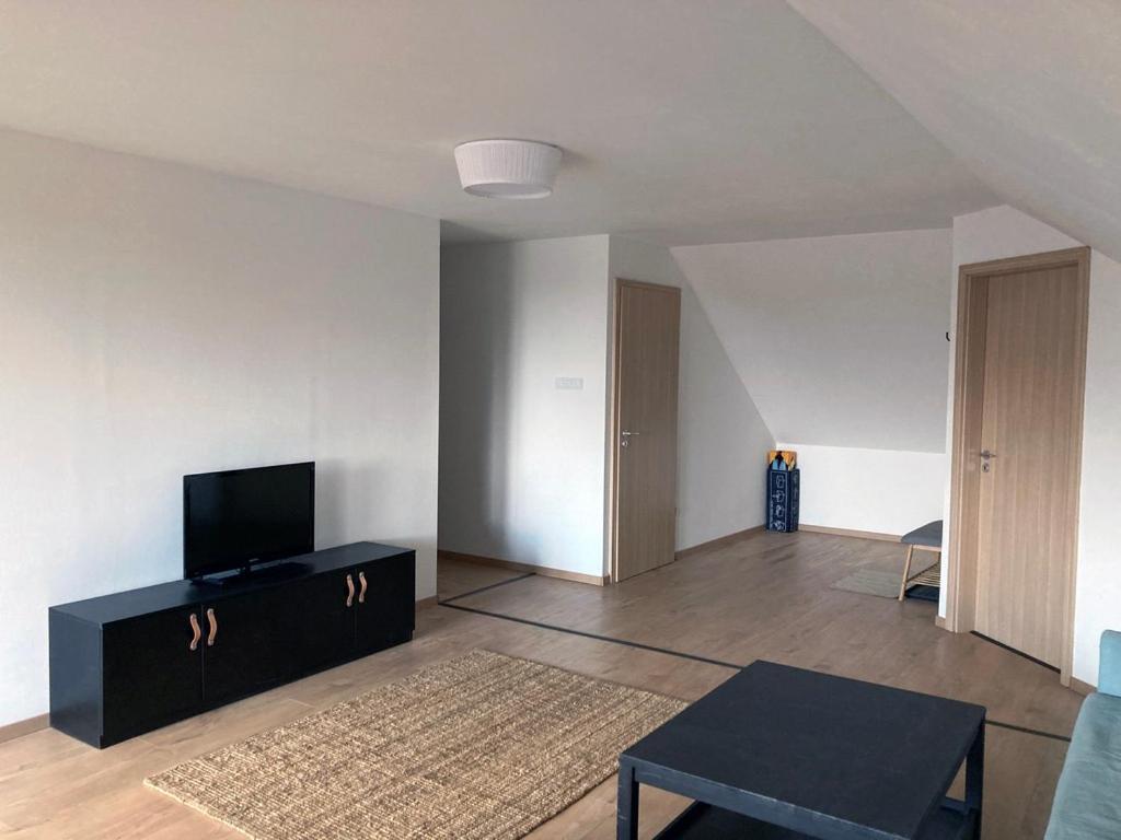 Karadi Apartman Zanka Luaran gambar