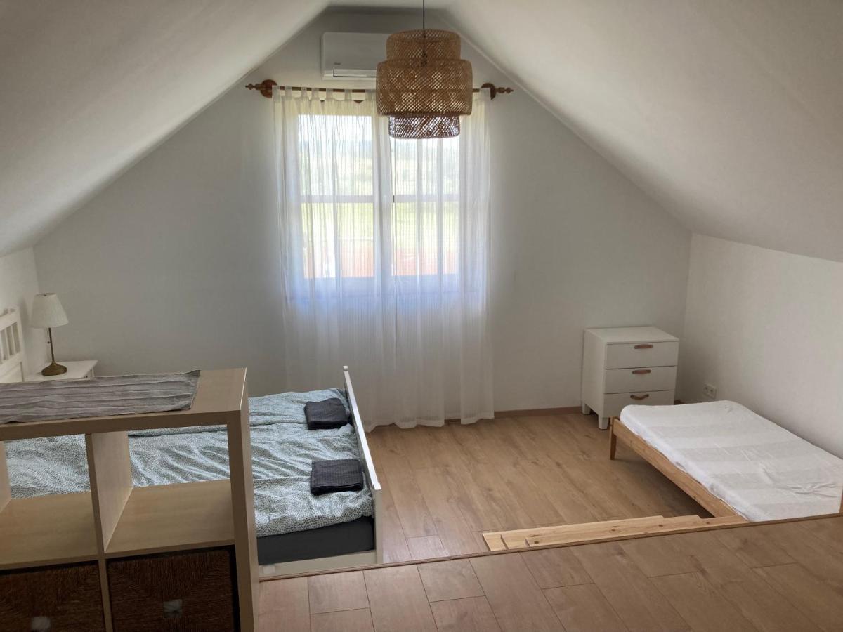 Karadi Apartman Zanka Luaran gambar